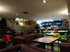 大堂-许榴香西餐厅(台东步行街店)