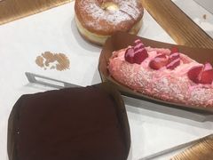 -PARIS BAGUETTE巴黎贝甜(周浦万达店)