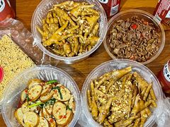 -清泉食杂店