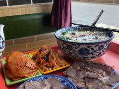 腱子肉-伊穆祥牛肉面总店·清真