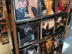 -黑胶星球(华发中城商都店)