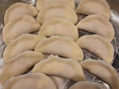 -红樱桃月嫂育婴师(徐汇总店)