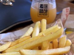 -麦落精酿啤酒餐吧(先农大院店)