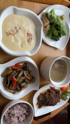 -卓玥国际月子会所(罗山路店)