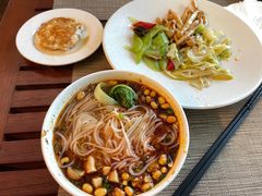 -中铁花水湾温泉酒店(大邑店)
