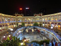 -佛罗伦萨小镇广佛名品奥特莱斯(疏港路店)