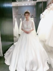 -艾米丽婚纱礼服