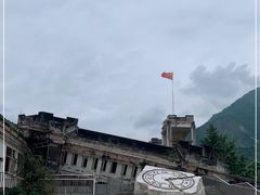 -四川汶川特大地震漩口中学遗址