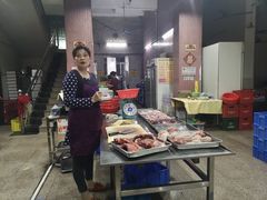 -标记美食新鲜猪杂(兴南大道店)