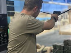 -都市枪神实弹射击俱乐部