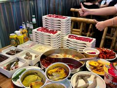 -来龍儿鲜切牛肉自助老火锅