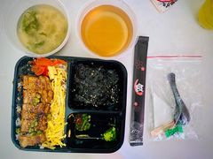 活鳗鱼与茶泡饭-鳗鱼家·深夜食堂(军博店)