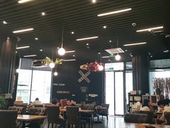 大堂-汽车博物馆主题餐厅