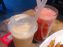 鲜榨西瓜汁-花腰餐吧Bistro烧烤 傣味(传媒大学店)
