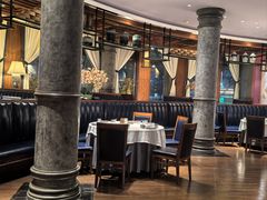 -八府香鸭·啫啫煲(华山路店)