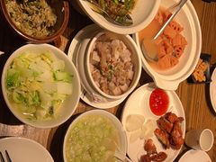-爱碗亭·鲜炒湖南菜(壹城中心店)