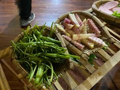 -阿婆情腊排骨火锅(金虹路店)