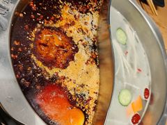 牛骨汤鸳鸯锅-牛串门串串香(东直门簋街总店)