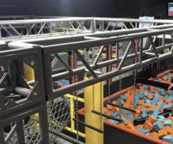 -蹦贝运动中心·蹦床·攀岩·闯关(龙岗店)