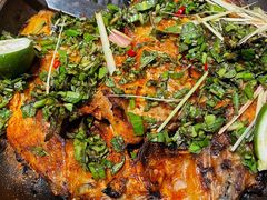 香茅草烤罗非鱼-云海肴·汽锅鸡·云南菜(美罗城店)