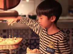 -深圳富苑皇冠假日套房酒店