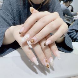 -晨·艺美甲美睫