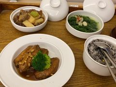 -雪梅月子中心(华侨城店)