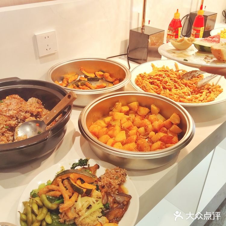 打卡广州新开的素食自助餐～优缺点是