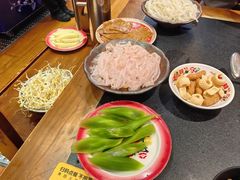 -沸炉重庆老火锅(军事博物馆店)