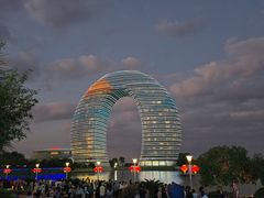 -湖州太湖旅游度假区-月亮广场