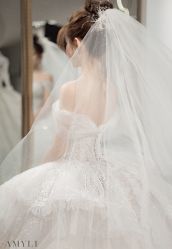 -艾米丽婚纱礼服