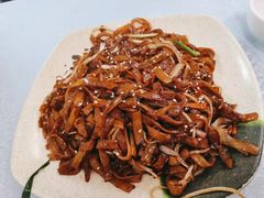 干炒牛河-天宝食坊·啫啫煲大排档(西华路店)