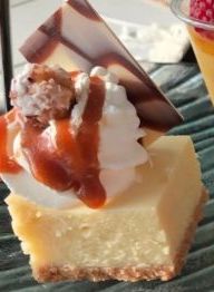 -澳门旅游塔360°旋转餐厅(南湾湖广场店)