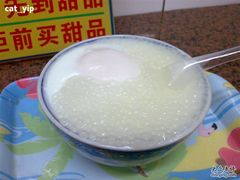 炖奶窝蛋西米-百花传统甜品店(原址店)