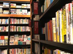 -西西弗书店&矢量咖啡(壹方购物中心店)