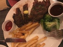 -WOLFGANG PUCK KITCHEN & BAR(迪士尼小镇店)