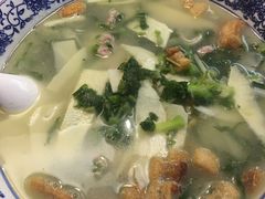 -何太太馄饨面铺(大浒东苑店)