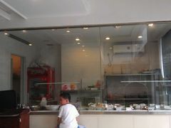 -启东海鲜人家(古美路店)