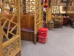 -袁小二大东北铁锅炖(吉祥村总部)