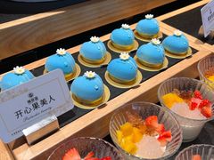 -雍容荟帝王蟹活龙虾展台自助(IFS黑金店)