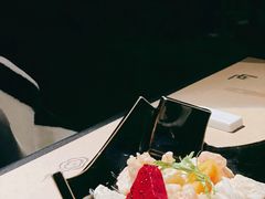 凤梨虾球-穹六人间 people 6(岳阳路店)