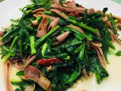 韭菜炒海肠-渡海小渔村.老辈日照菜