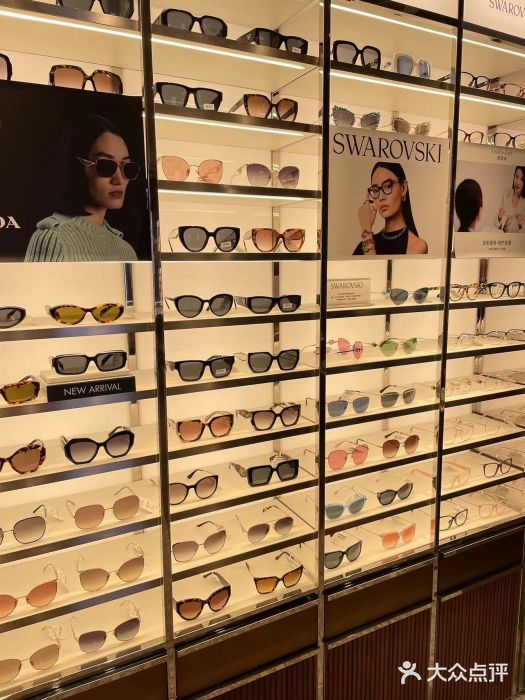 LensCrafters亮视点·OAKLEY精选(静安嘉里中心店)图片