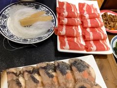 -沸炉重庆老火锅(军事博物馆店)