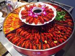 -龙巢盱眙龙虾·鸡煲·烧烤宵夜(坪洲店)