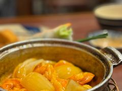 -Cuc Gach Quan Restaurant