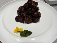 沪市牛肉粒-屋里厢上海菜馆