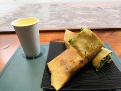 -八月美食小馆(银泰城总店)