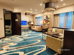 -上海浦东康桥绿地假日酒店