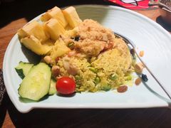 菠萝海鲜炒饭-囧人粗品·泰国街市料理(霖峰店)